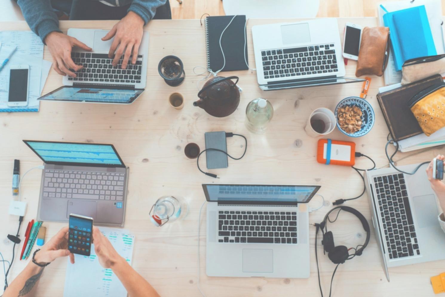 Mobile App Performance-Metriken vor und nach der Optimierung